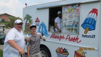 golfers enjoying refreshing ice cream charity golf