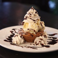 ice cream cookie dessert