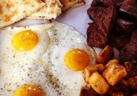 steak eggs breakfast dine milton